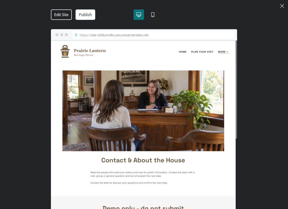 Captured first-screen Contact & About the House example